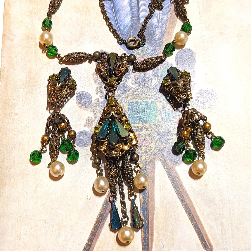 RARE Renaissance Revival W.Germany 1950s Filigree Demi Parure - Picture 7 of 8